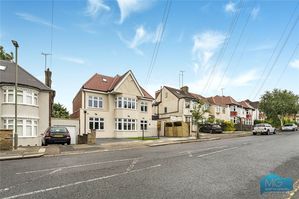 Property photo 2 of 13 Picture No. 23