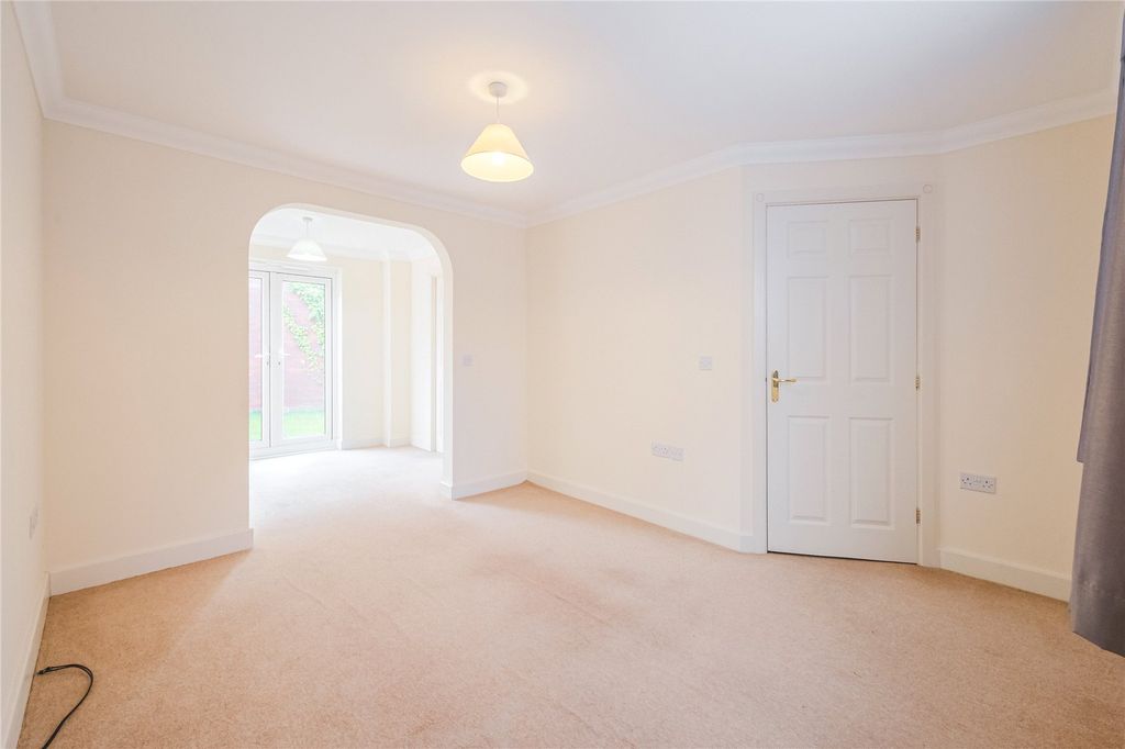 Property photo 2 of 16 Picture No. 16