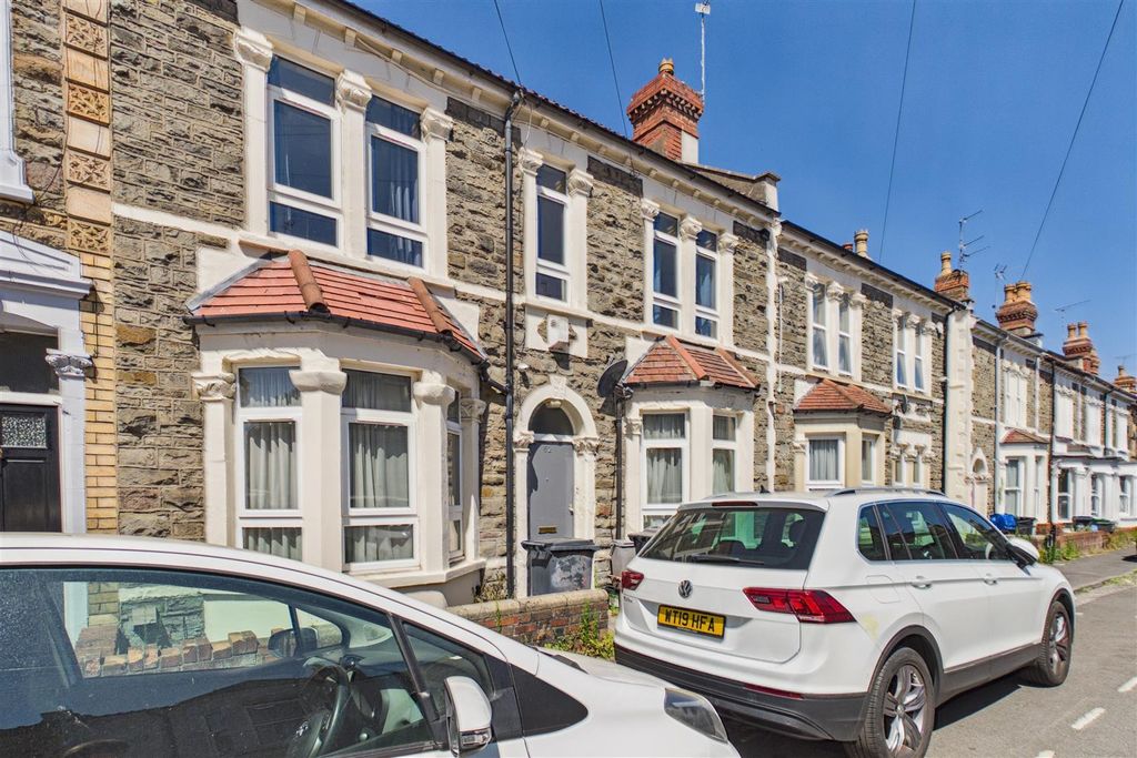 Property photo 2 of 29 62 Shaftesbury Avenue,Montpelier, Bristol Bs6 5Ly