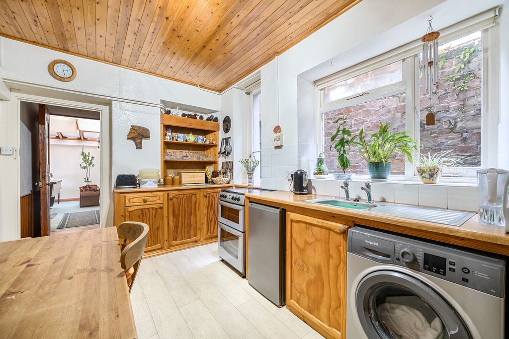 Property photo 3 of 19 1361235-11-68Dd3A763c315