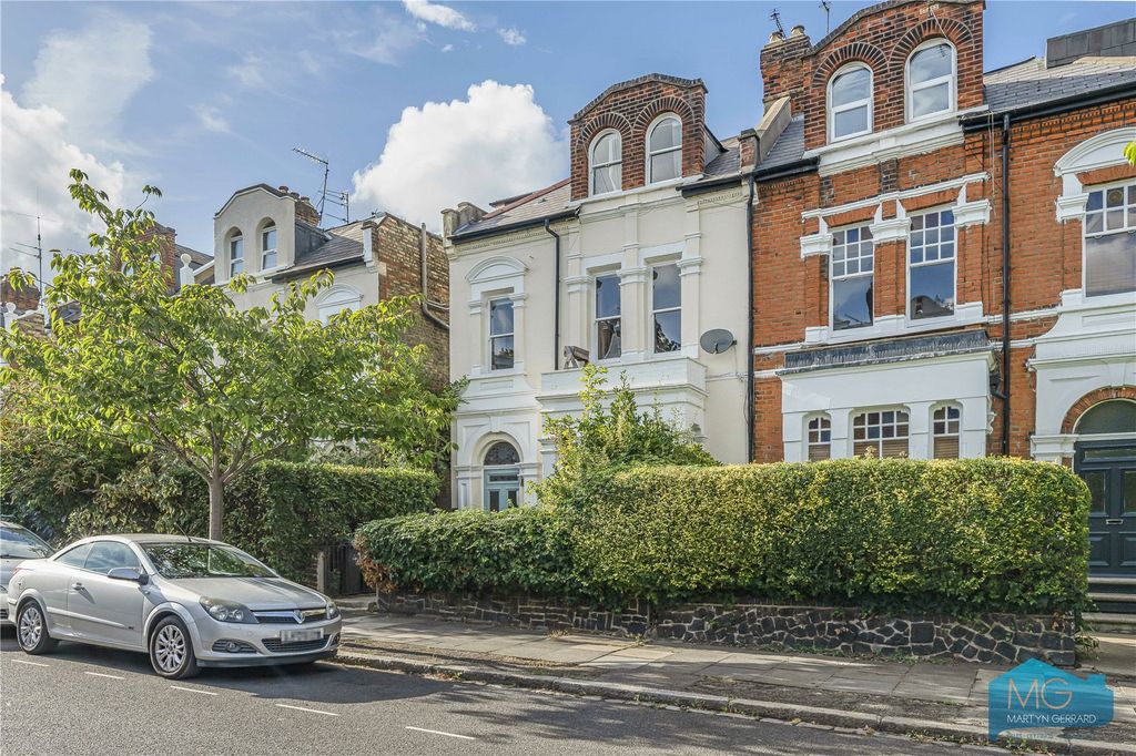 Property photo 1 of 8 Picture No. 16