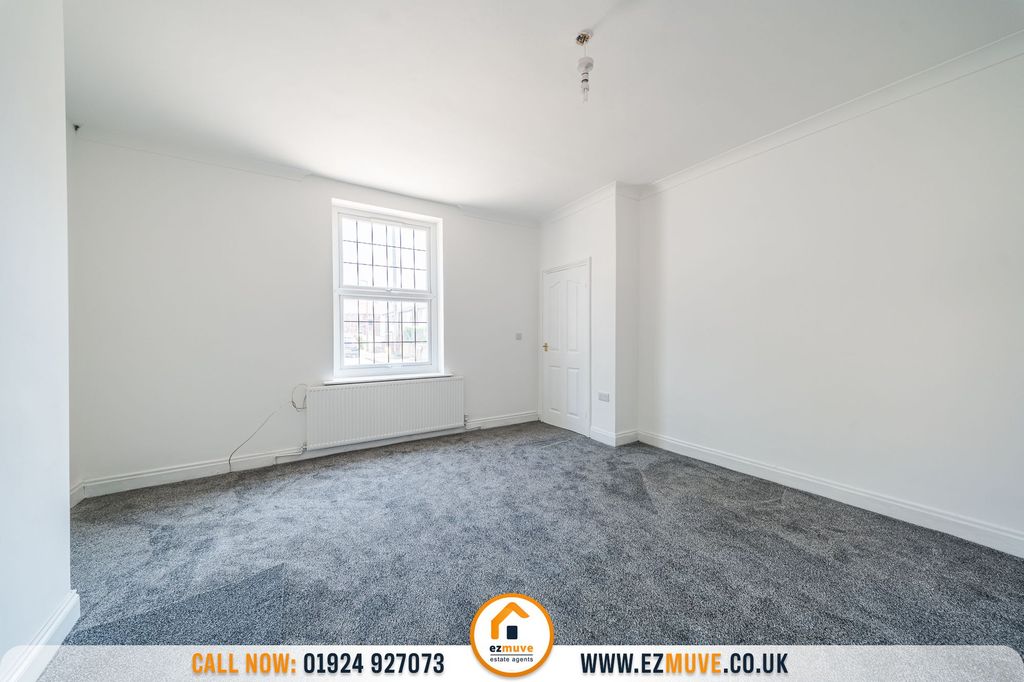 Property photo 3 of 25