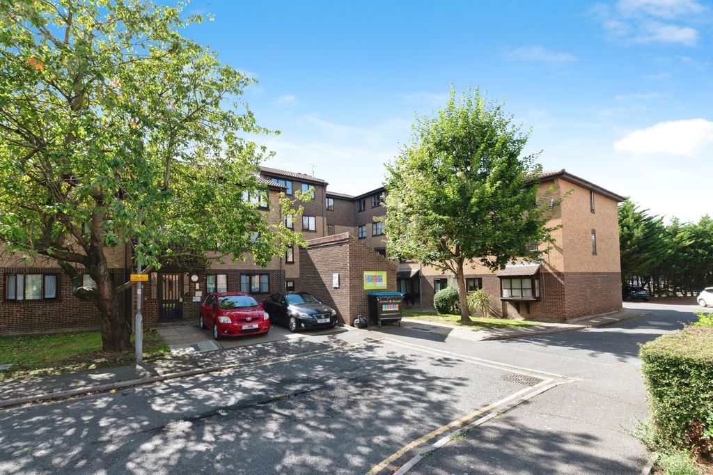 Property photo 1 of 15 Photo