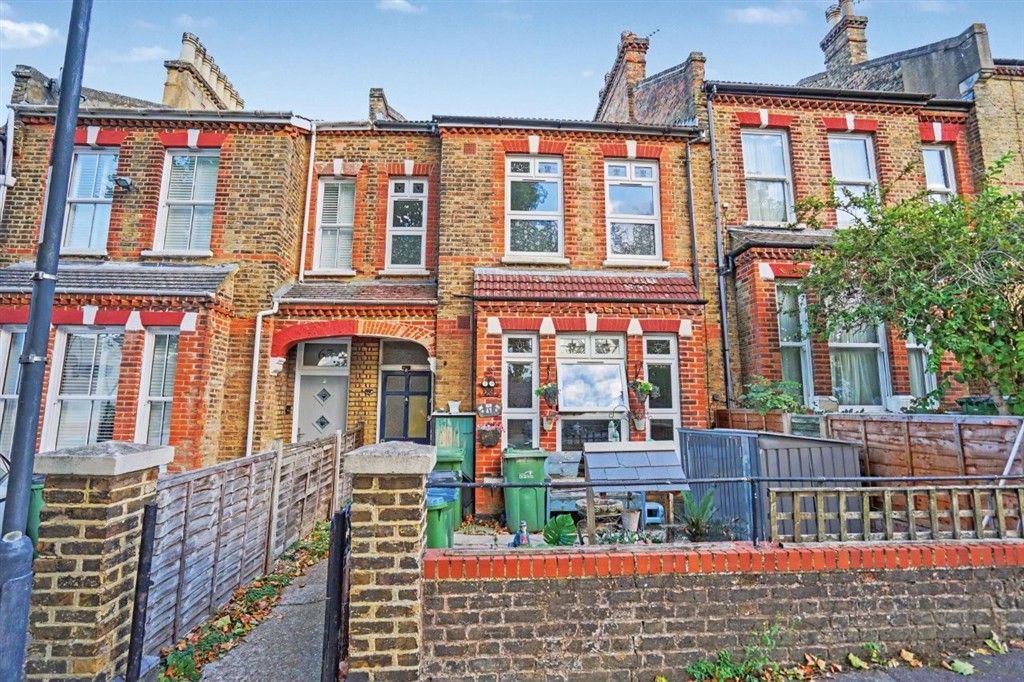 Property photo 1 of 9