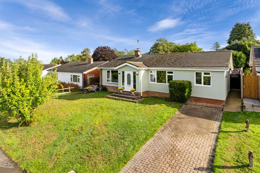 Property photo 1 of 16