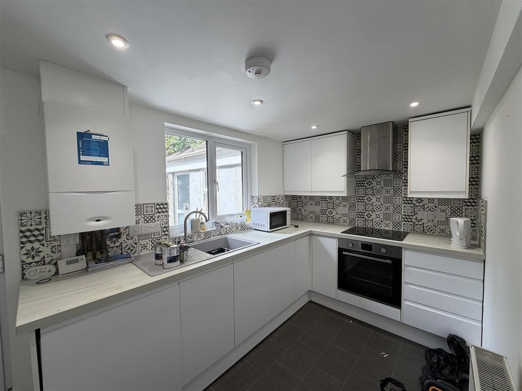 Property photo 2 of 15 Img_1665.Jpg