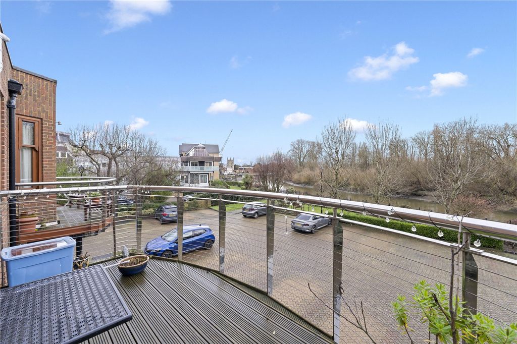 Property photo 3 of 15 Picture No. 26