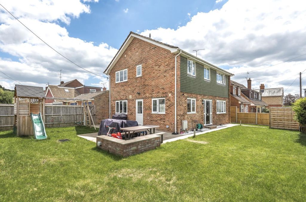 Property photo 1 of 11