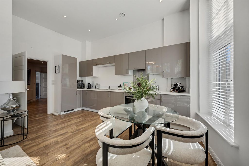 Property photo 2 of 10 Dsc_9065.Jpg