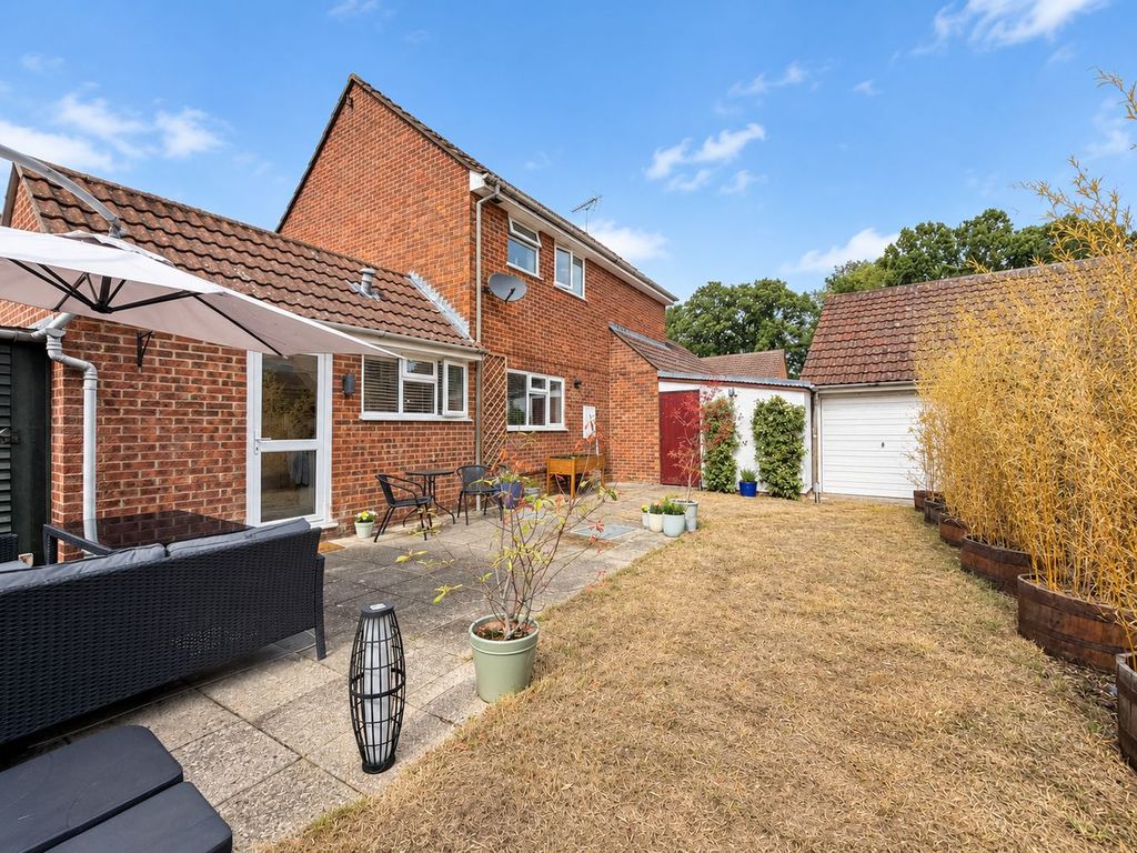 Property photo 2 of 23