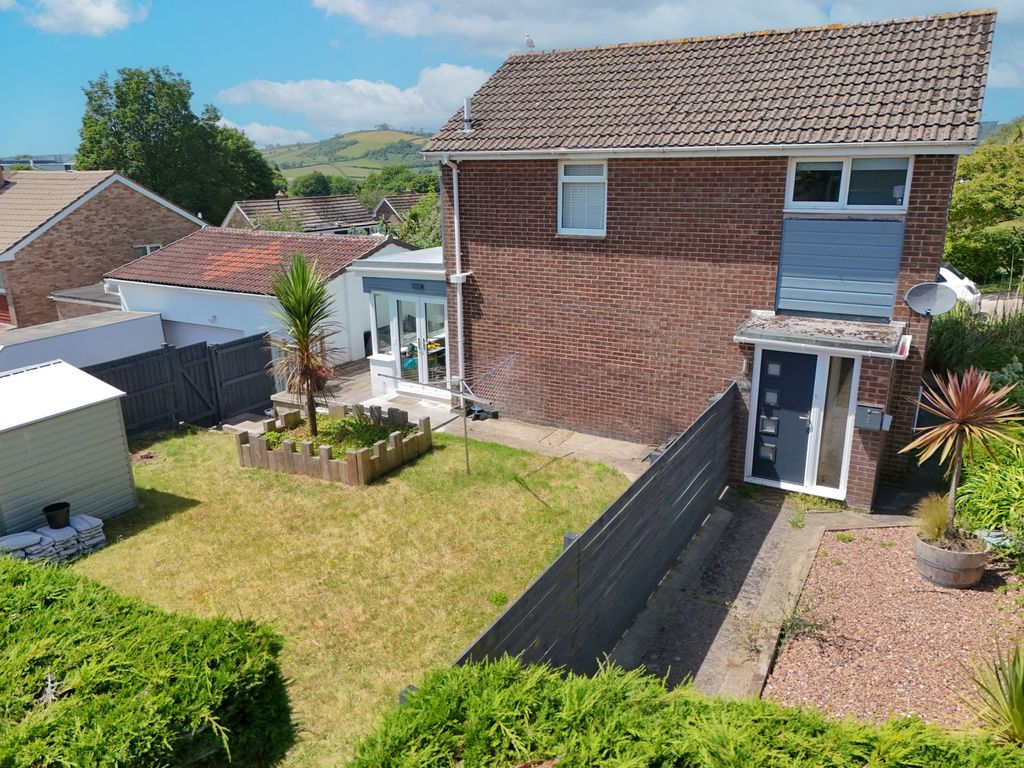 Property photo 1 of 21