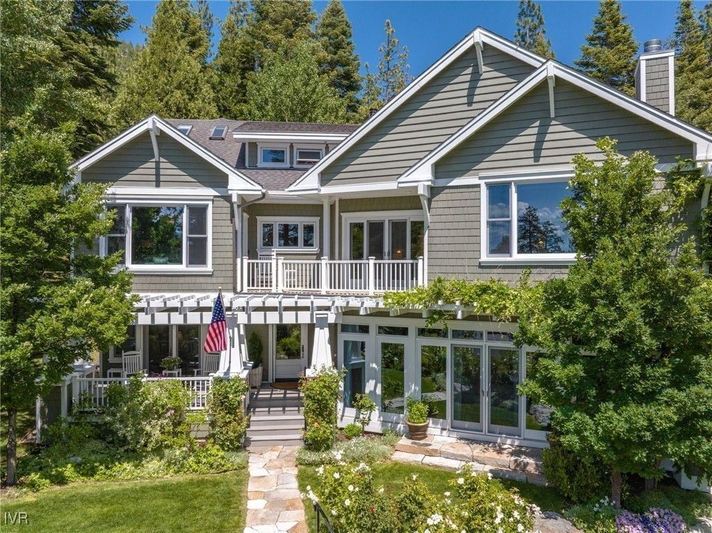 Property photo 1 of 1