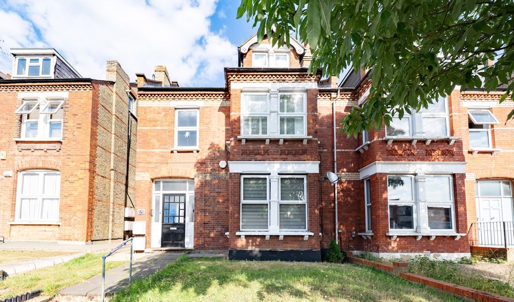 Property photo 1 of 12