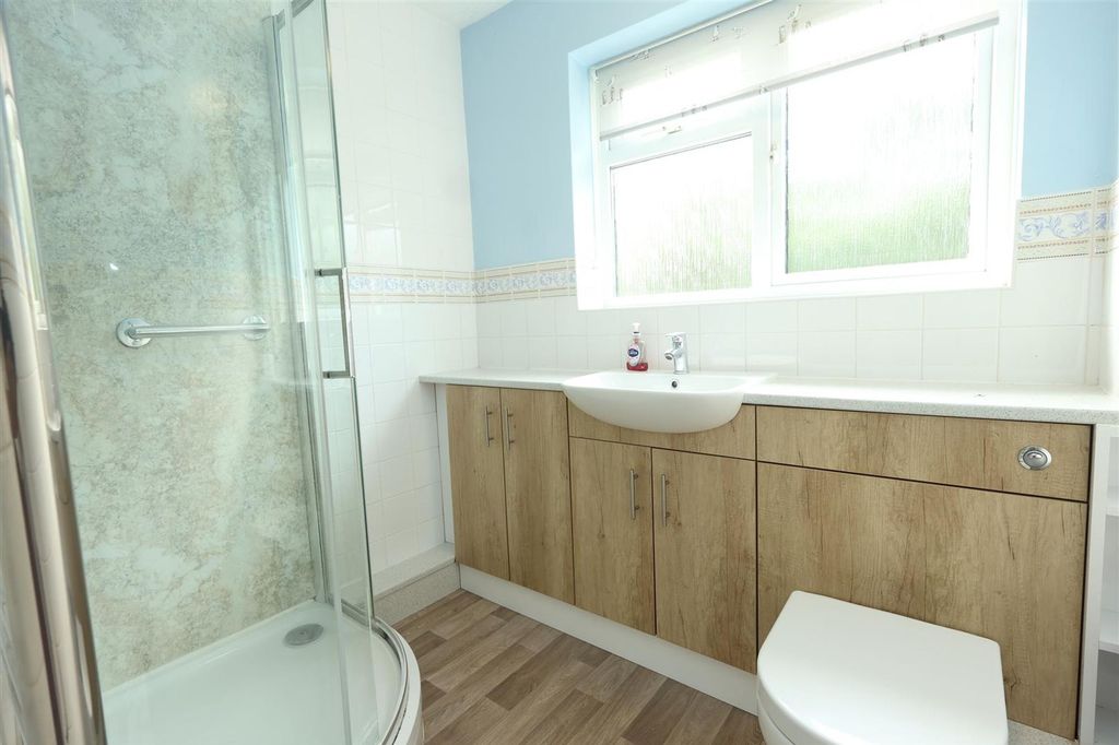 Property photo 3 of 8 Shower Room