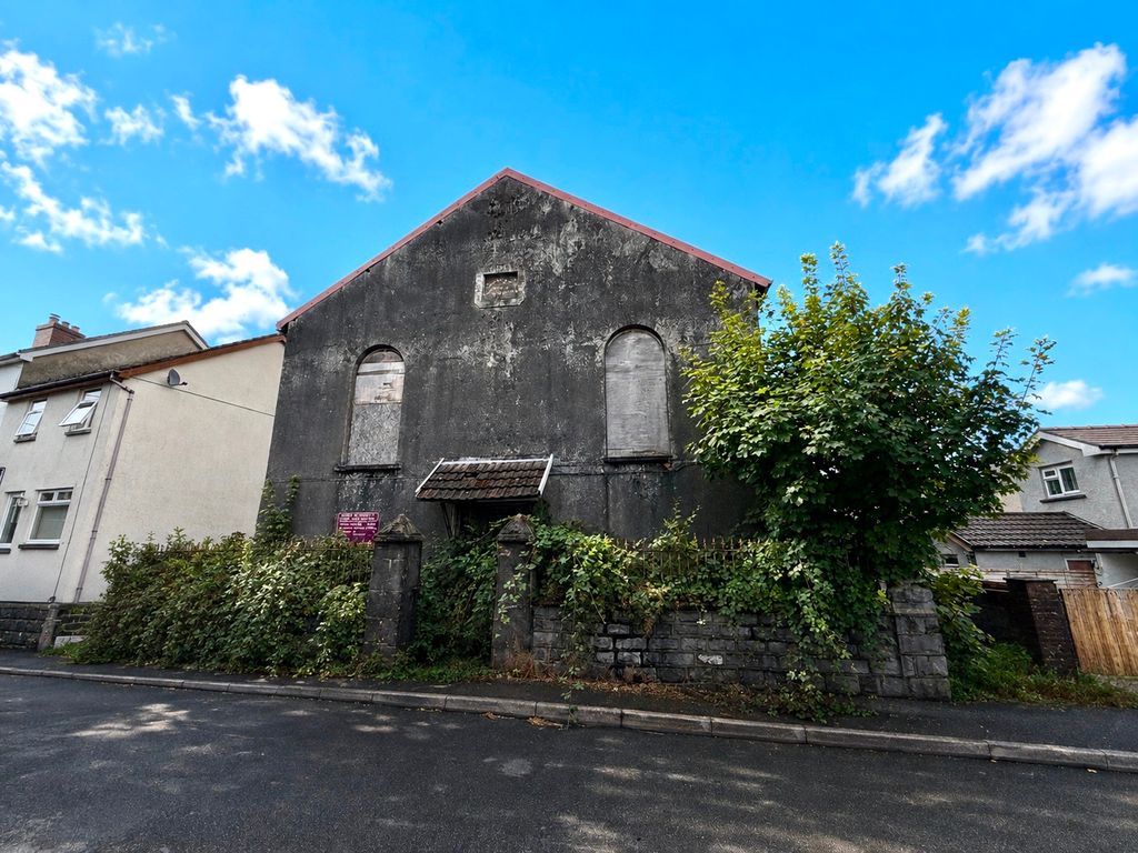 Property photo 1 of 1