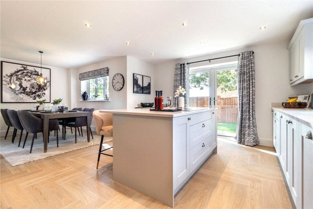 Property photo 2 of 36 Show Home