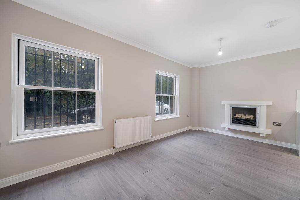 Property photo 3 of 18 Photo 8