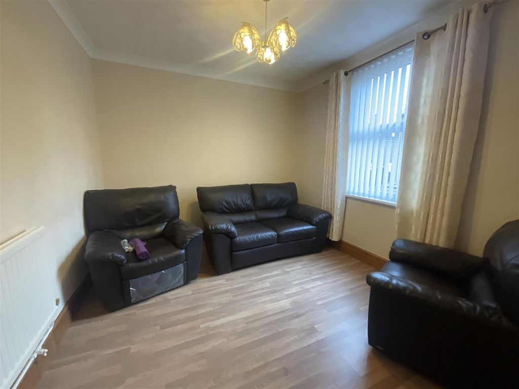 Property photo 2 of 18 Img_2416[1].Jpg