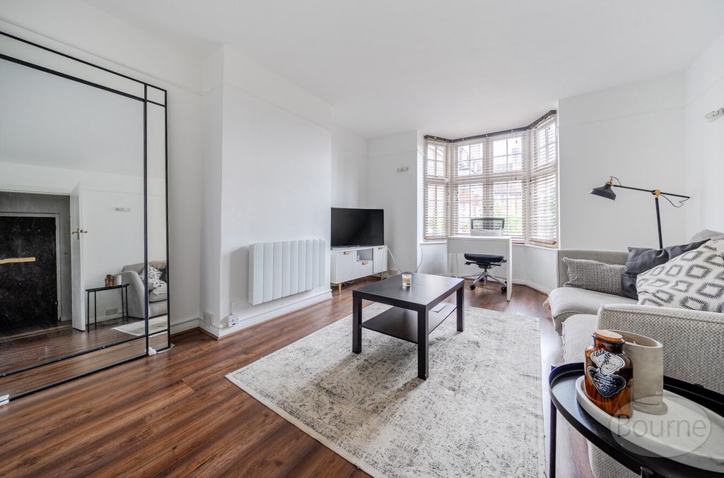 Property photo 2 of 12 Ca827B2E-1Bdc-417...