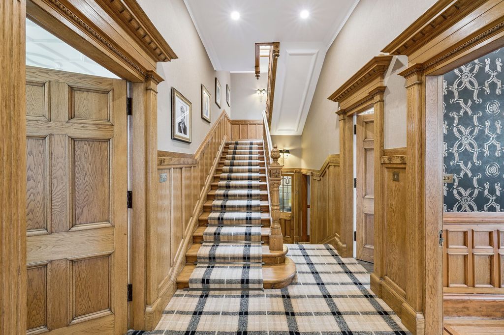 Additional image 35 of 5 bed town house for saleKings Gate, 33 Victoria Crescent Road, Dowanhill, Glasgow G12