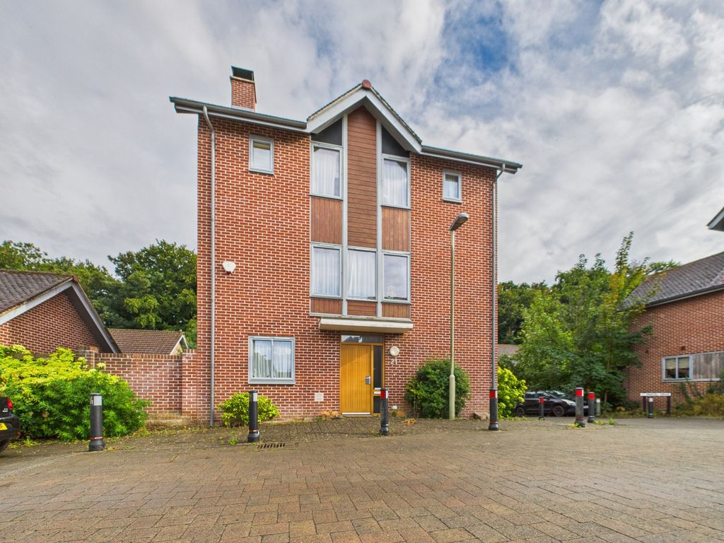 Property photo 1 of 31