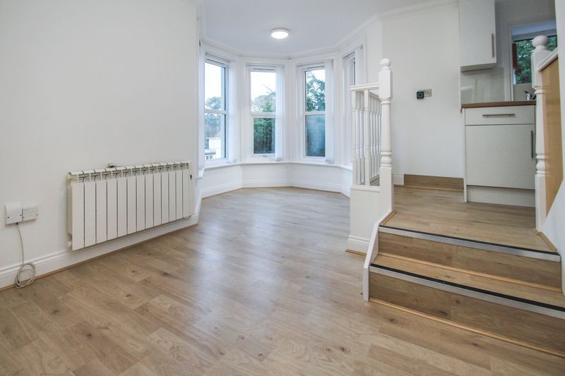 Property photo 2 of 7 Photo 1