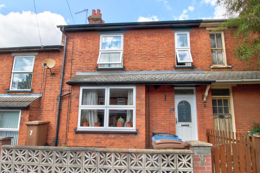Property photo 1 of 11 Front