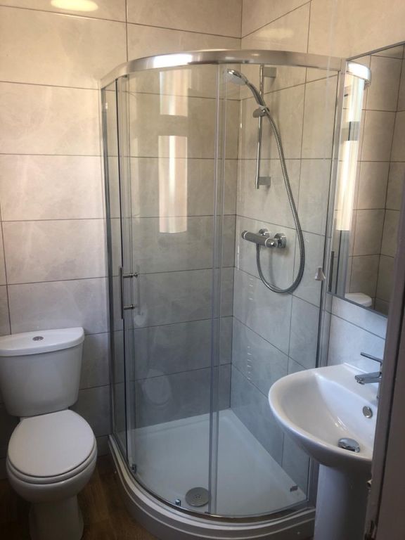 Property photo 3 of 3