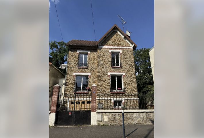 Property photo 1 of 15