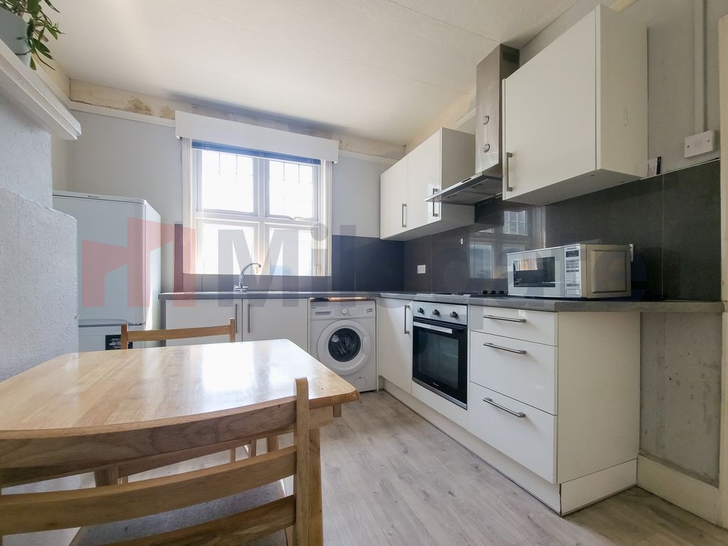 Property photo 3 of 5 Photo 3