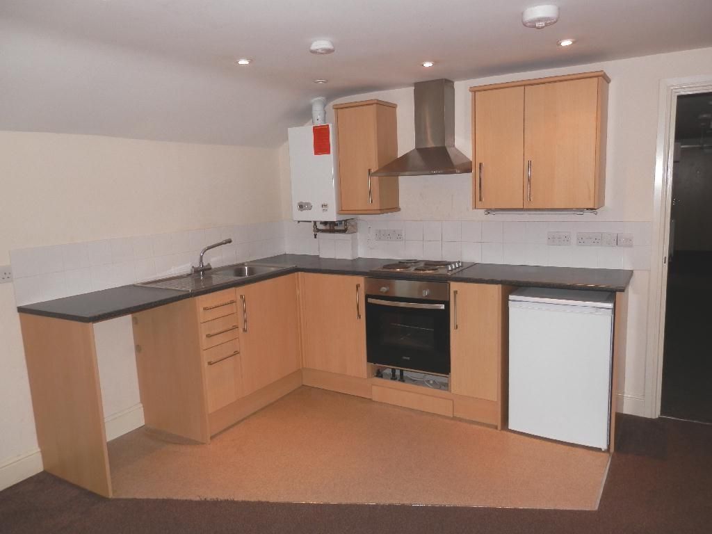 Property photo 1 of 5 Kitchen/Living Room