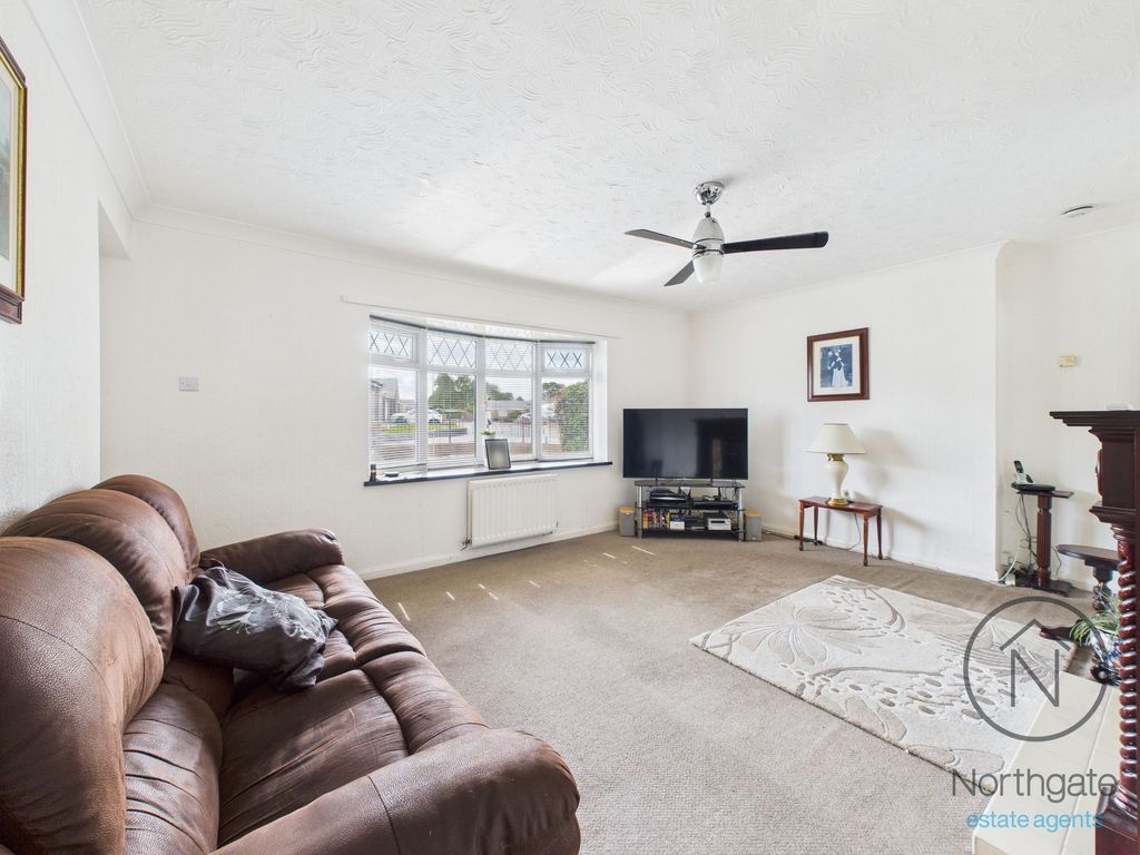 Property photo 3 of 23