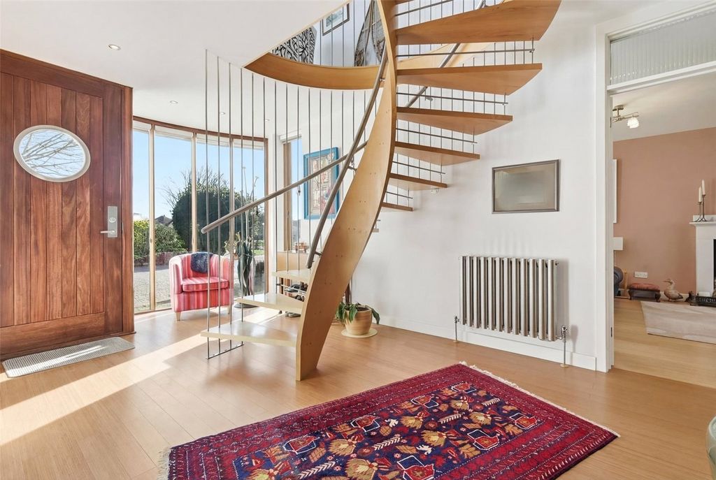 Property photo 3 of 24 Picture No. 29