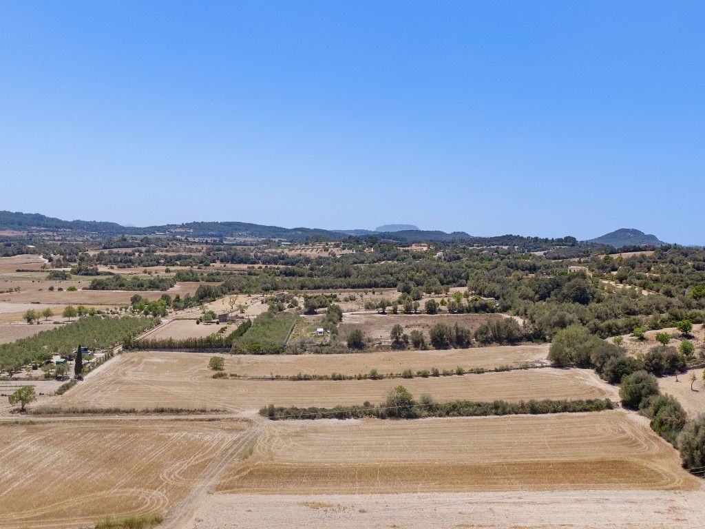 Property photo 3 of 11 Aerial (9)