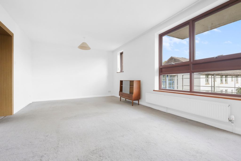 Property photo 2 of 15 Picture No. 03