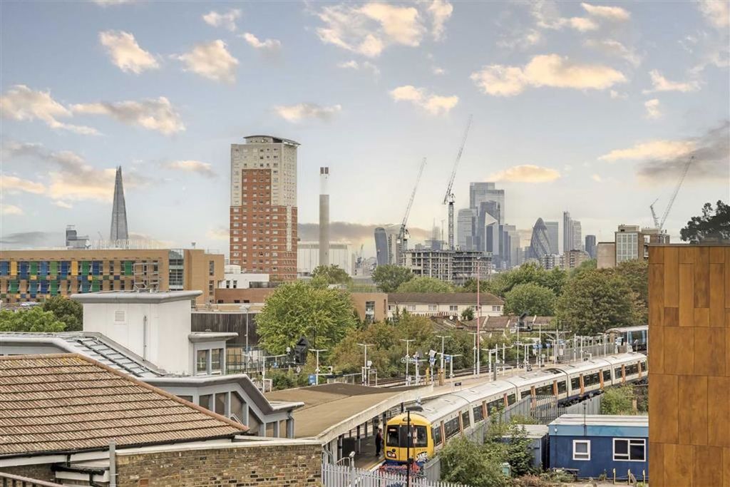 Property photo 2 of 6