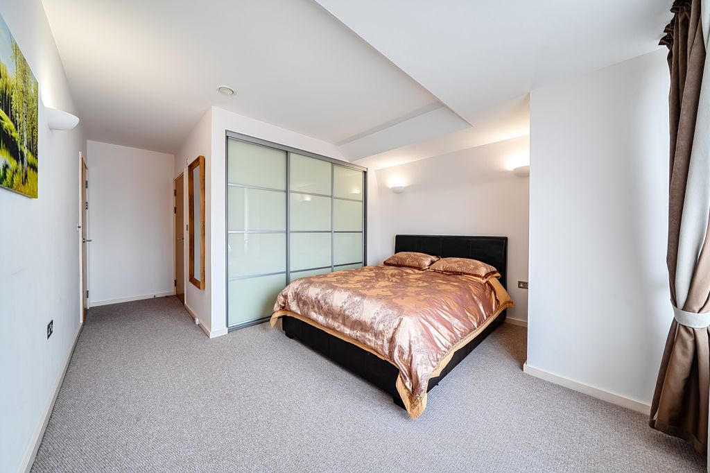 Additional image 13 of 3 bed penthouse for saleEast Street, Epsom KT17