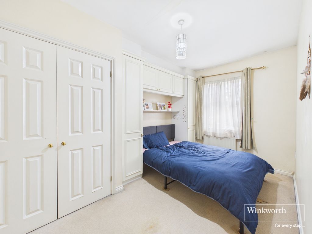 Property photo 2 of 10 Bedroom