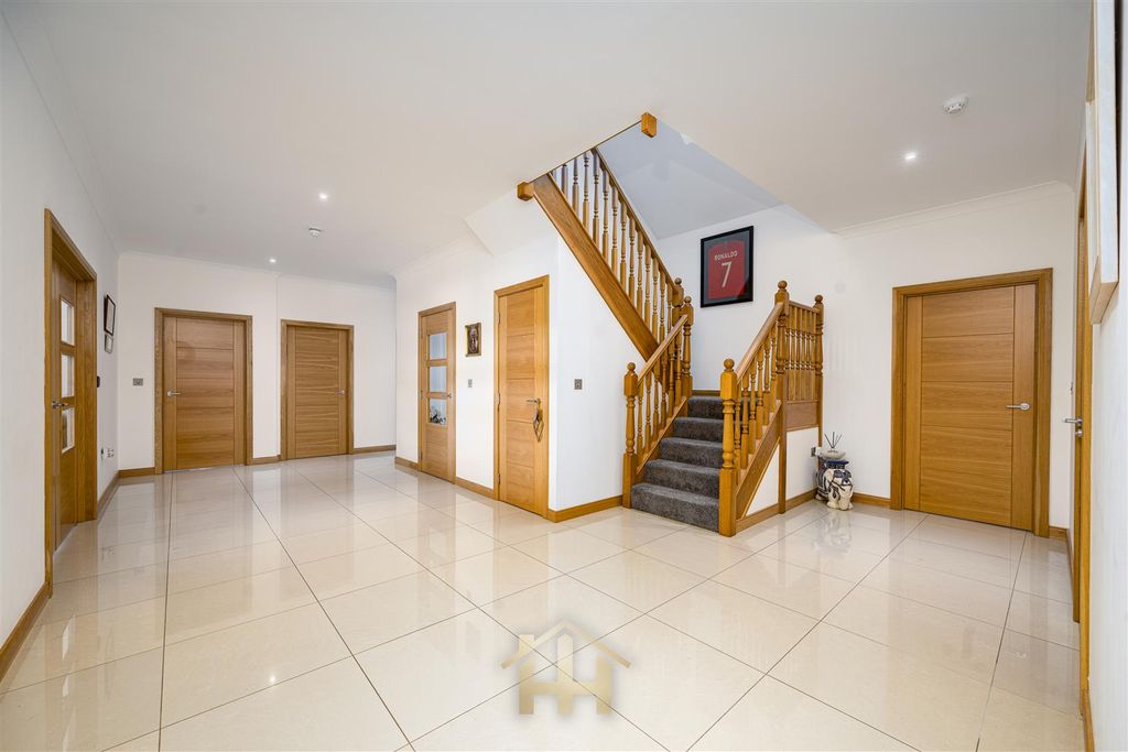 Property photo 3 of 33 Z91_1882-Edit.Jpg