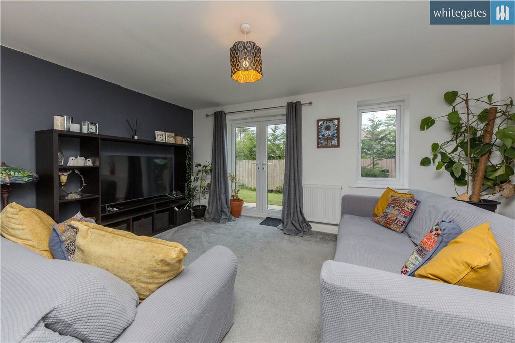 Property photo 3 of 14 Picture No. 05