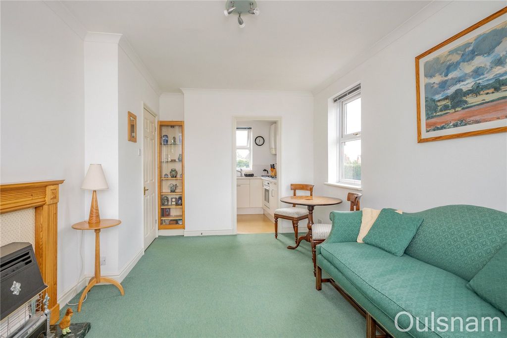 Property photo 2 of 15 Picture No. 12