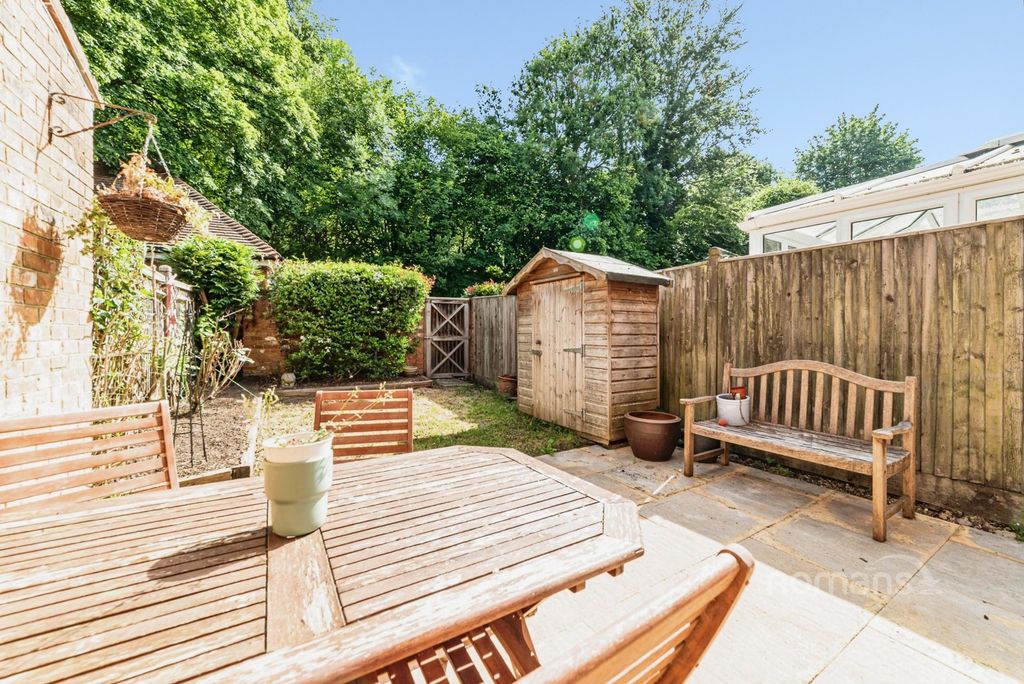 Property photo 2 of 17 Pbox-Img.Jpg