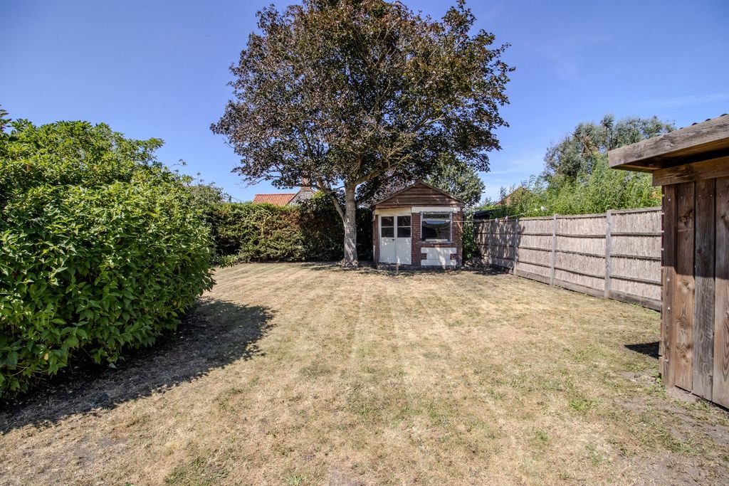 Property photo 2 of 26 4497725