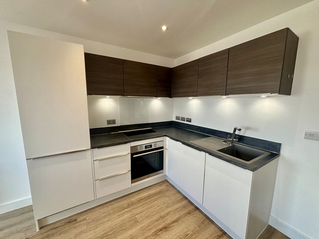 Property photo 2 of 4 Kitchen