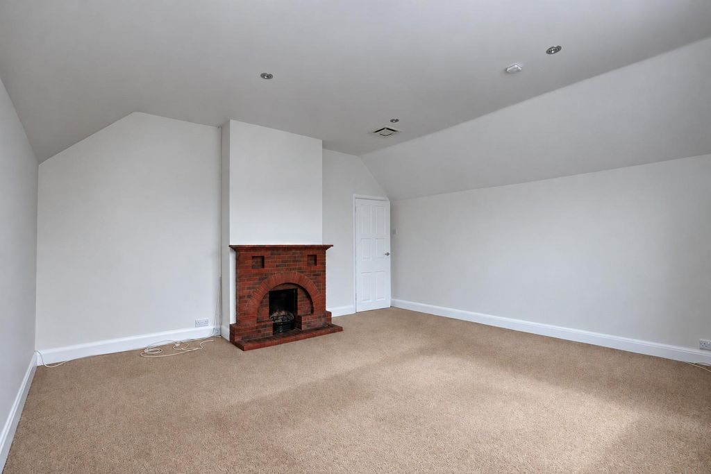 Property photo 3 of 9 Living Room.Jpg