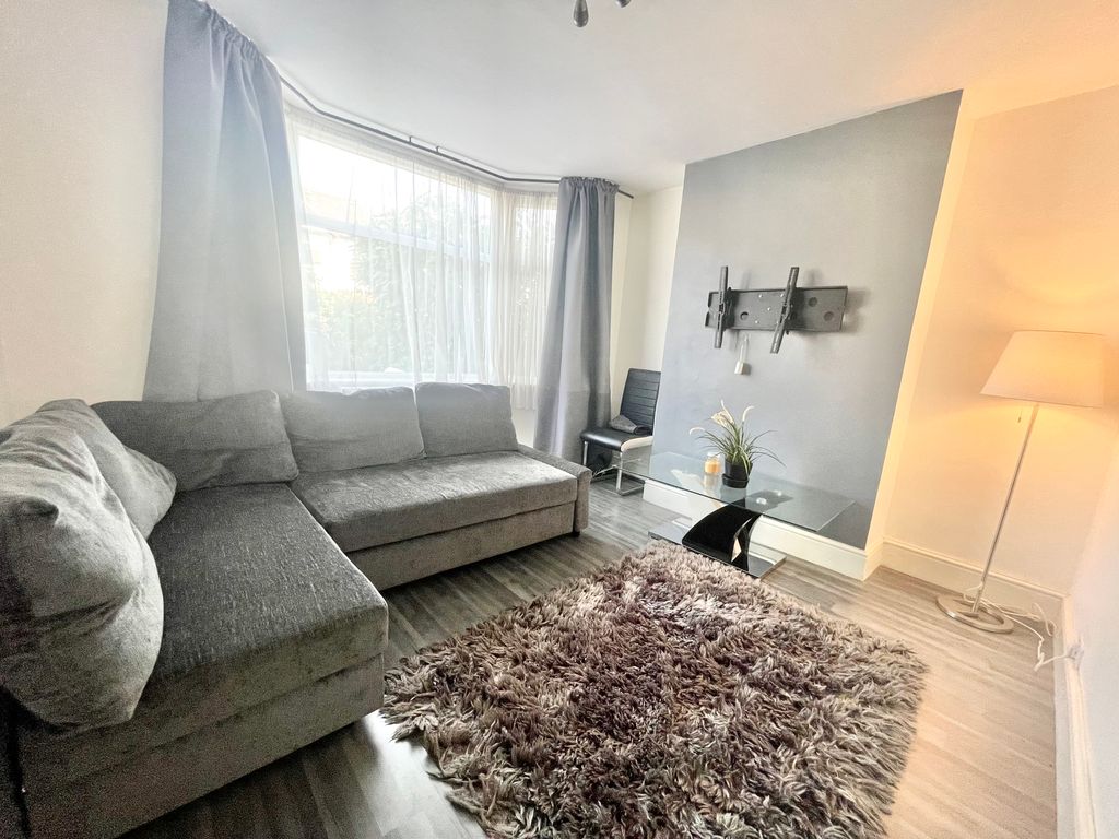 Property photo 2 of 10 Img_6220