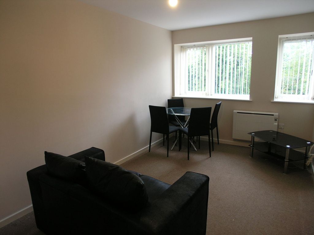 Property photo 3 of 6