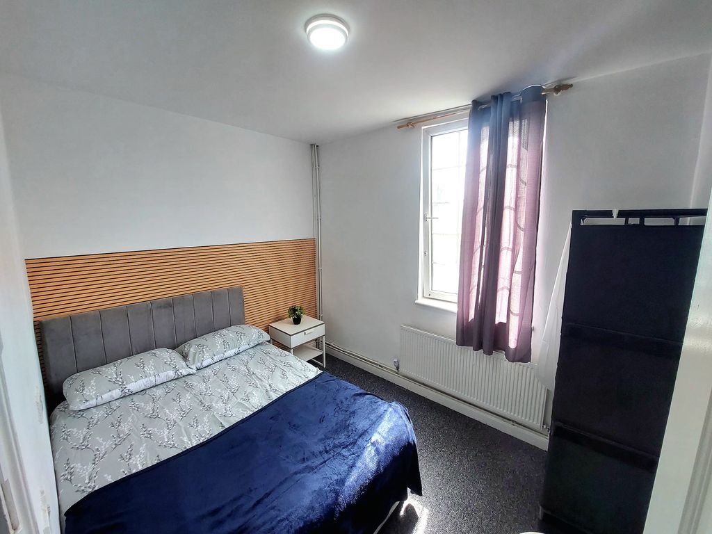 Property photo 2 of 4