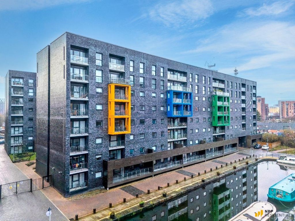 Property photo 1 of 18