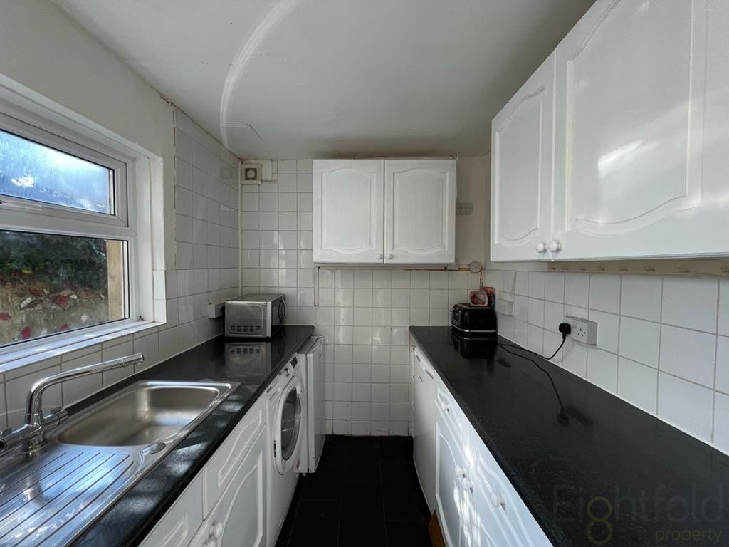 Property photo 2 of 10 Eb861Ea7-0124-4871-Aa6c-F7B360d80A8F.Jpg